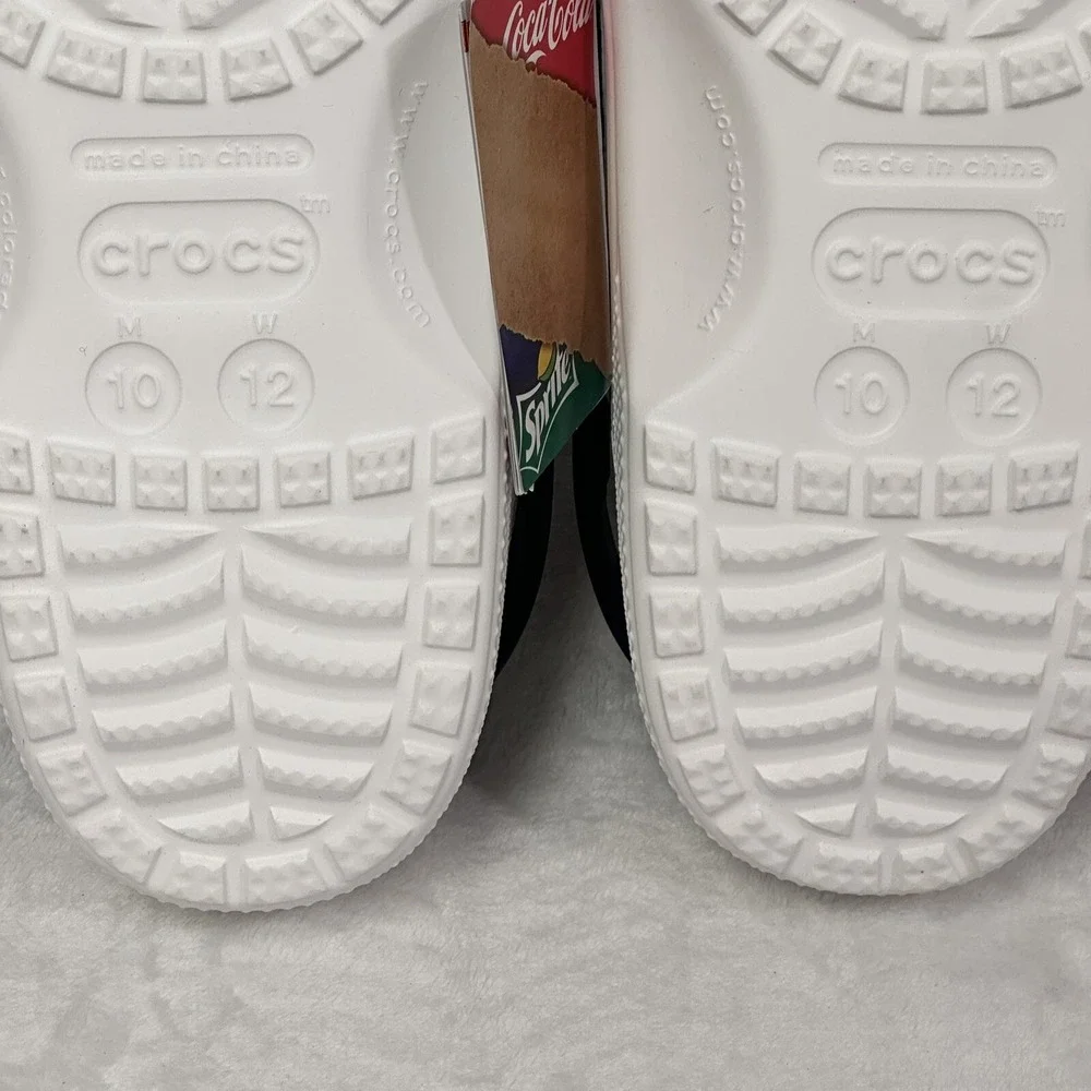 CROCS coca cola